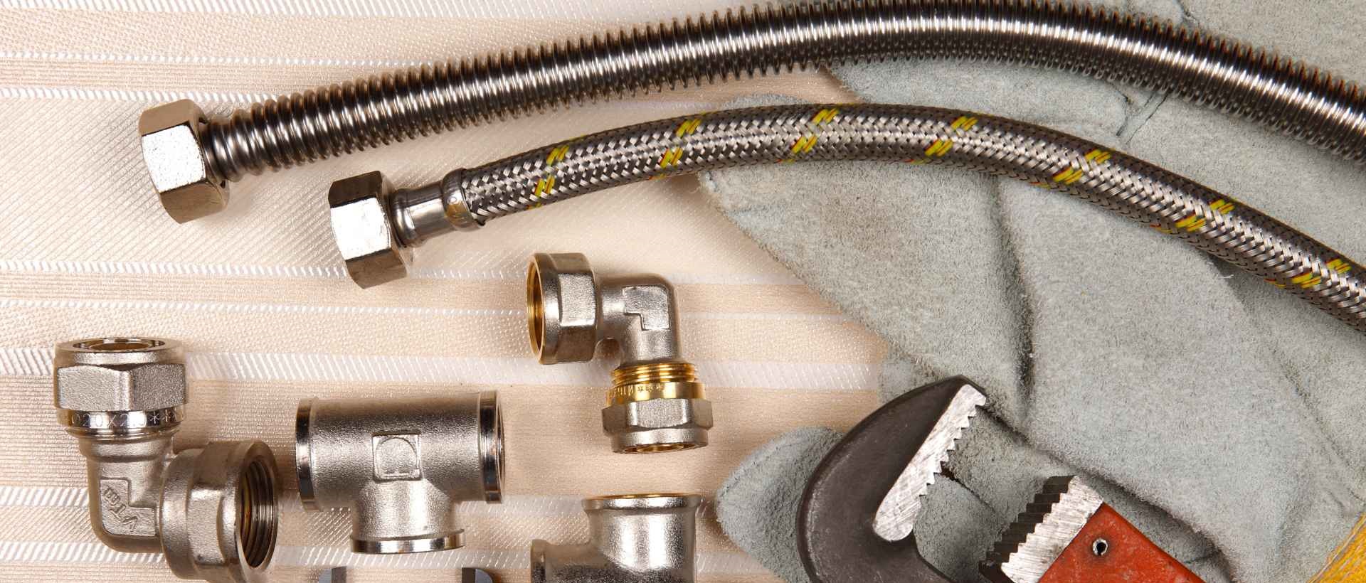 Emergency plumbers N17